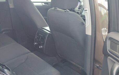 Volkswagen Touareg III, 2012 год, 1 800 000 рублей, 8 фотография