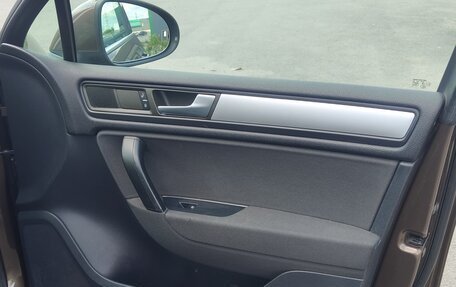 Volkswagen Touareg III, 2012 год, 1 800 000 рублей, 7 фотография