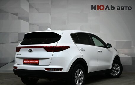 KIA Sportage IV рестайлинг, 2017 год, 2 000 000 рублей, 6 фотография