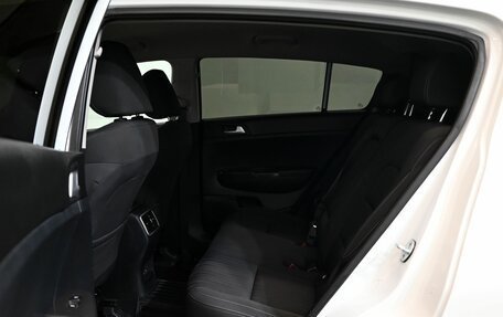 KIA Sportage IV рестайлинг, 2017 год, 2 000 000 рублей, 18 фотография