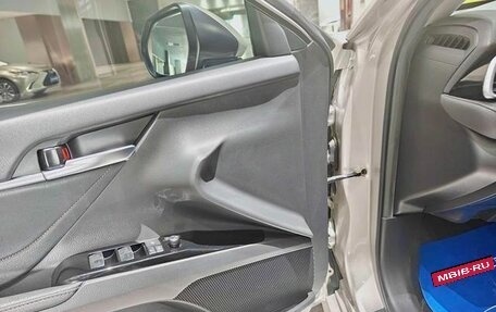 Toyota Camry, 2022 год, 2 569 548 рублей, 8 фотография