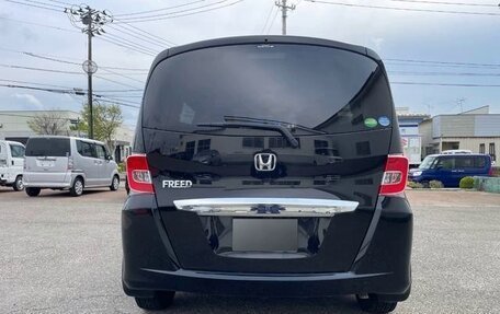 Honda Freed I, 2016 год, 780 000 рублей, 4 фотография