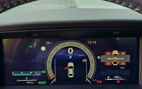 Toyota Camry, 2024 год, 4 000 000 рублей, 13 фотография