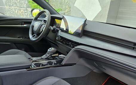 Toyota Camry, 2024 год, 4 000 000 рублей, 17 фотография