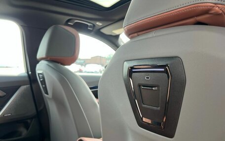 BMW 5 серия, 2025 год, 9 800 000 рублей, 10 фотография