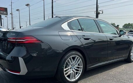 BMW 5 серия, 2025 год, 9 800 000 рублей, 12 фотография