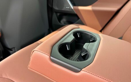 BMW 5 серия, 2025 год, 9 800 000 рублей, 13 фотография