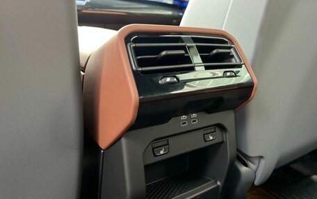 BMW 5 серия, 2025 год, 9 800 000 рублей, 20 фотография