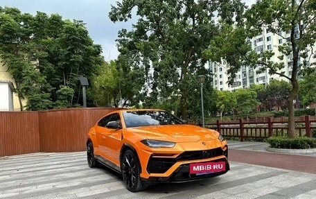 Lamborghini Urus I, 2022 год, 39 000 276 рублей, 3 фотография
