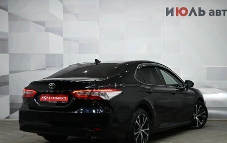 Toyota Camry, 2018 год, 3 000 000 рублей, 6 фотография