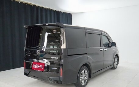 Honda Stepwgn IV, 2018 год, 2 595 000 рублей, 7 фотография