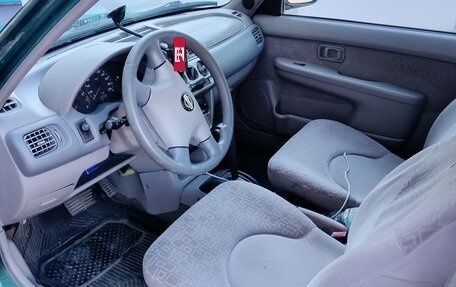 Nissan Micra II, 2000 год, 200 000 рублей, 5 фотография