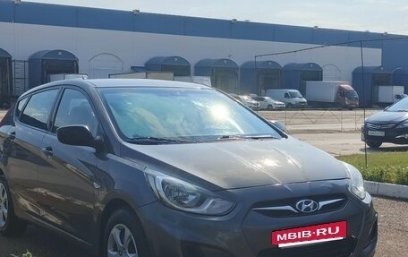 Hyundai Solaris II рестайлинг, 2014 год, 1 150 000 рублей, 2 фотография