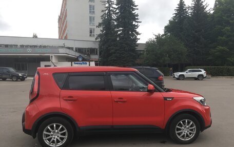 KIA Soul II рестайлинг, 2015 год, 1 050 000 рублей, 8 фотография