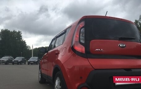 KIA Soul II рестайлинг, 2015 год, 1 050 000 рублей, 2 фотография