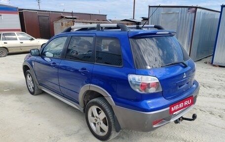 Mitsubishi Outlander III рестайлинг 3, 2006 год, 730 000 рублей, 2 фотография