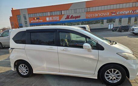Honda Freed I, 2012 год, 1 070 000 рублей, 2 фотография