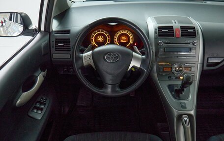 Toyota Auris II, 2008 год, 655 000 рублей, 15 фотография