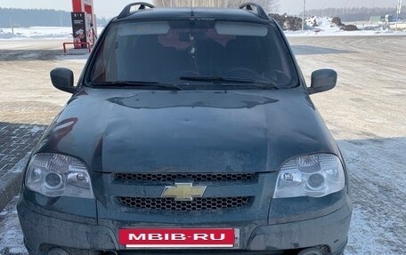 Chevrolet Niva I рестайлинг, 2013 год, 395 000 рублей, 2 фотография