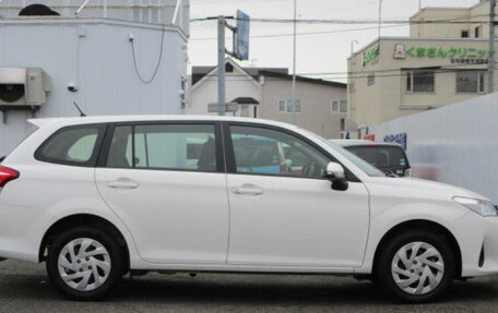 Toyota Corolla, 2022 год, 985 000 рублей, 4 фотография