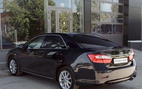 Toyota Camry, 2012 год, 1 900 000 рублей, 7 фотография