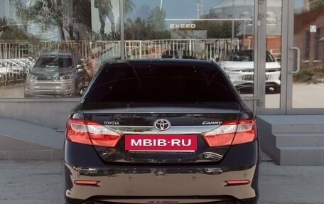 Toyota Camry, 2012 год, 1 900 000 рублей, 6 фотография