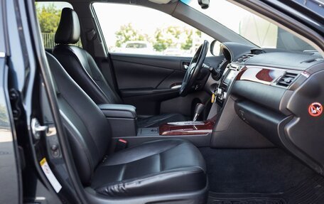 Toyota Camry, 2012 год, 1 900 000 рублей, 19 фотография