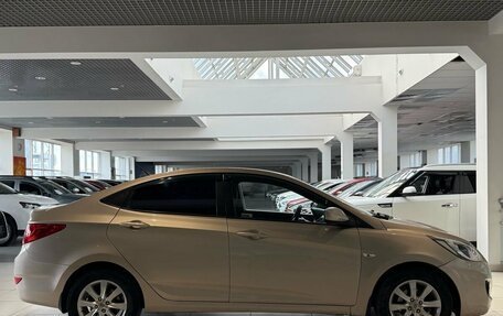 Hyundai Solaris II рестайлинг, 2011 год, 640 000 рублей, 6 фотография