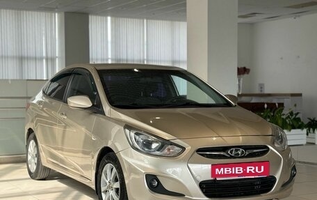 Hyundai Solaris II рестайлинг, 2011 год, 640 000 рублей, 3 фотография