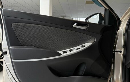 Hyundai Solaris II рестайлинг, 2011 год, 640 000 рублей, 9 фотография