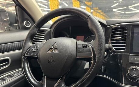 Mitsubishi Outlander III рестайлинг 3, 2022 год, 2 600 887 рублей, 15 фотография