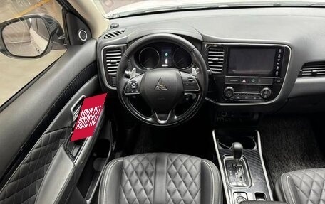 Mitsubishi Outlander III рестайлинг 3, 2022 год, 2 600 887 рублей, 19 фотография