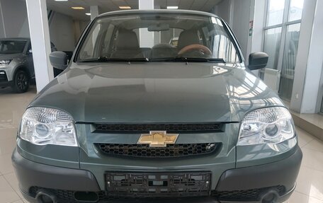 Chevrolet Niva I рестайлинг, 2015 год, 649 000 рублей, 4 фотография