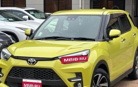 Toyota Raize I, 2022 год, 985 000 рублей, 1 фотография