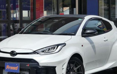 Toyota Yaris, 2022 год, 2 995 000 рублей, 1 фотография