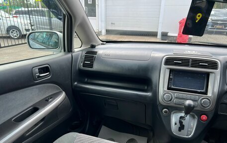 Honda Stream I рестайлинг, 2004 год, 659 000 рублей, 15 фотография