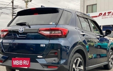 Toyota Raize I, 2022 год, 995 000 рублей, 6 фотография