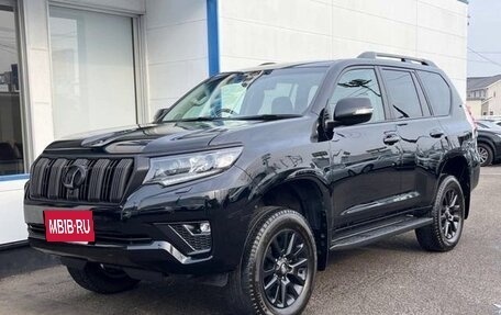 Toyota Land Cruiser Prado 150 рестайлинг 2, 2021 год, 3 176 000 рублей, 2 фотография