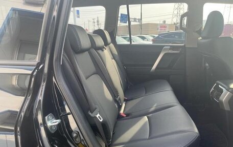 Toyota Land Cruiser Prado 150 рестайлинг 2, 2021 год, 3 176 000 рублей, 25 фотография