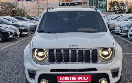 Jeep Renegade I рестайлинг, 2022 год, 2 450 000 рублей, 2 фотография