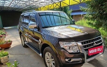 Mitsubishi Pajero IV, 2017 год, 3 300 000 рублей, 5 фотография
