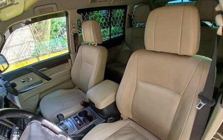Mitsubishi Pajero IV, 2017 год, 3 300 000 рублей, 16 фотография