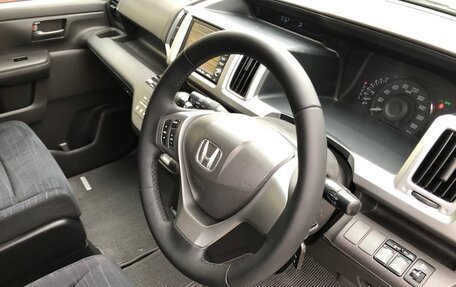 Honda Stepwgn IV, 2010 год, 1 400 000 рублей, 12 фотография