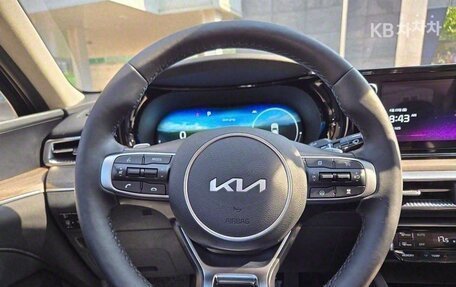 KIA K5, 2022 год, 2 220 000 рублей, 7 фотография