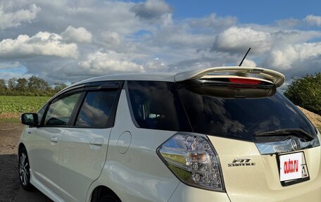 Honda Fit Shuttle I рестайлинг, 2013 год, 1 250 000 рублей, 13 фотография