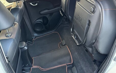 Honda Fit Shuttle I рестайлинг, 2013 год, 1 250 000 рублей, 18 фотография