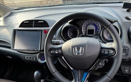 Honda Fit Shuttle I рестайлинг, 2013 год, 1 250 000 рублей, 27 фотография