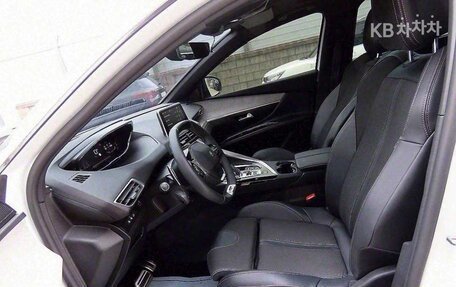 Peugeot 5008 II, 2022 год, 2 405 000 рублей, 5 фотография