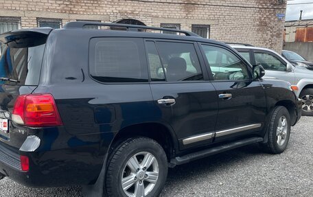 Toyota Land Cruiser 200, 2012 год, 2 600 000 рублей, 3 фотография