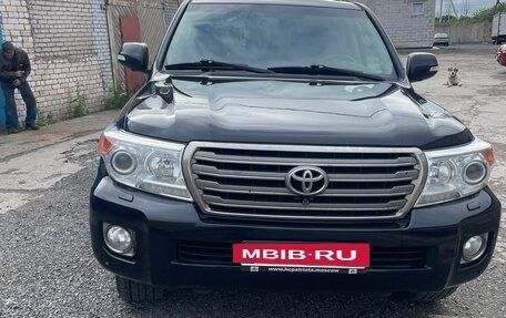 Toyota Land Cruiser 200, 2012 год, 2 600 000 рублей, 4 фотография